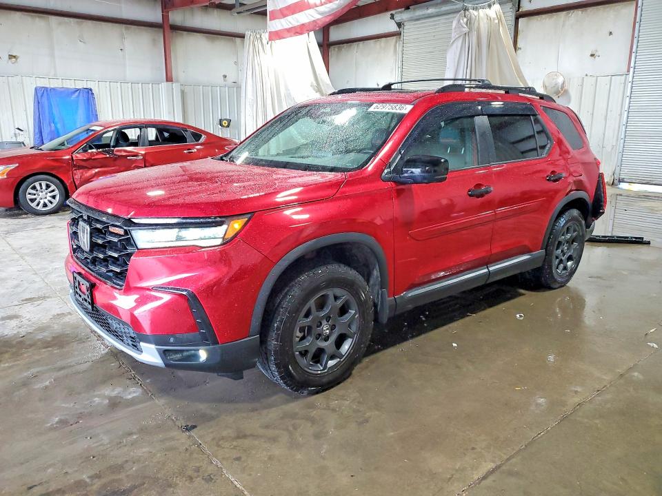 HONDA PILOT 2025 with VIN 5FNYG1H60SB071054 - Photo from auction