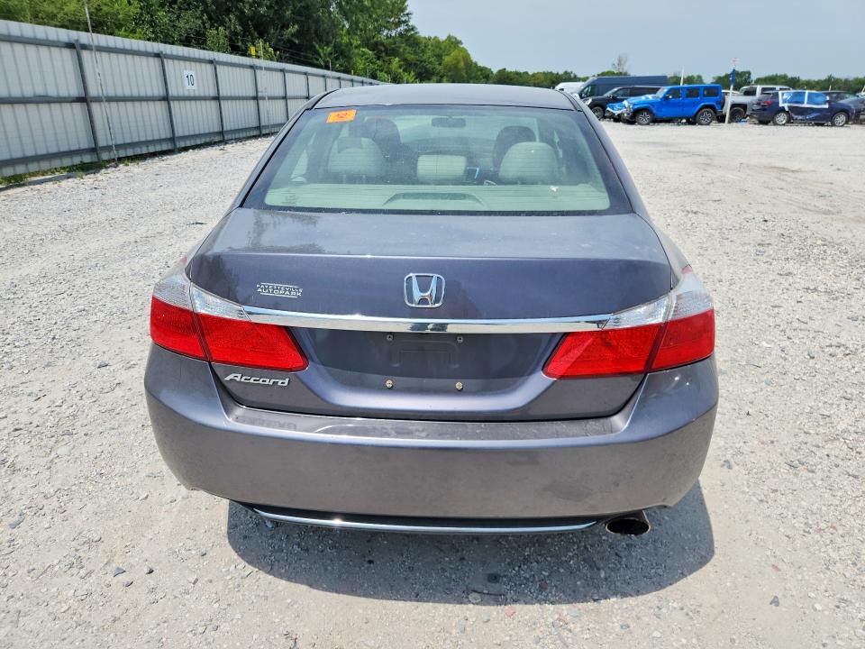 Photo 6 from auction – 2014 HONDA ACCORD with VIN 1HGCR2F30EA236439