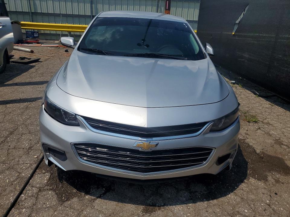 Photo 5 from auction – 2018 CHEVROLET MALIBU with VIN 1G1ZD5ST1JF237751