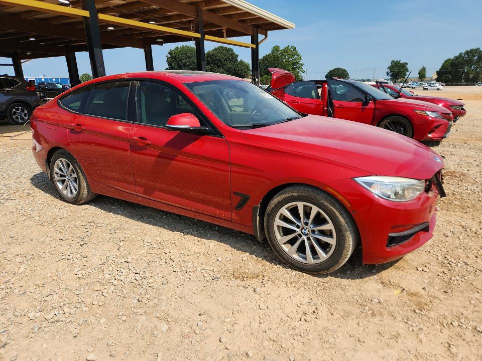 Photo 4 from auction – 2015 BMW 328 with VIN WBA3X5C5XFD561463