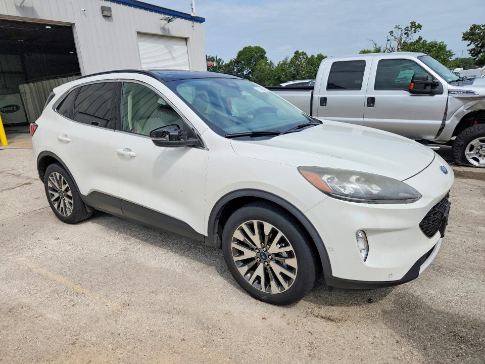Photo 4 from auction – 2020 FORD ESCAPE with VIN 1FMCU9J92LUA40544