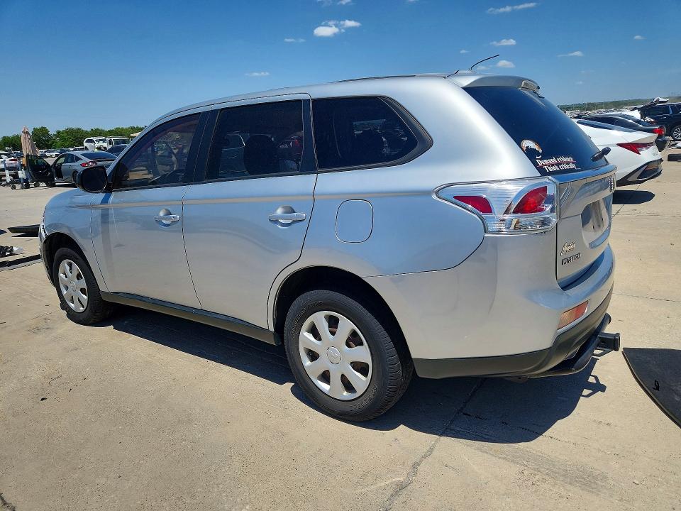 Photo 2 from auction – 2014 MITSUBISHI OUTLANDER with VIN JA4AD2A36EZ008579