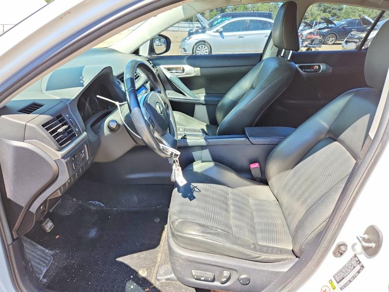 Photo 7 from auction – 2011 LEXUS CT with VIN JTHKD5BH4B2022196