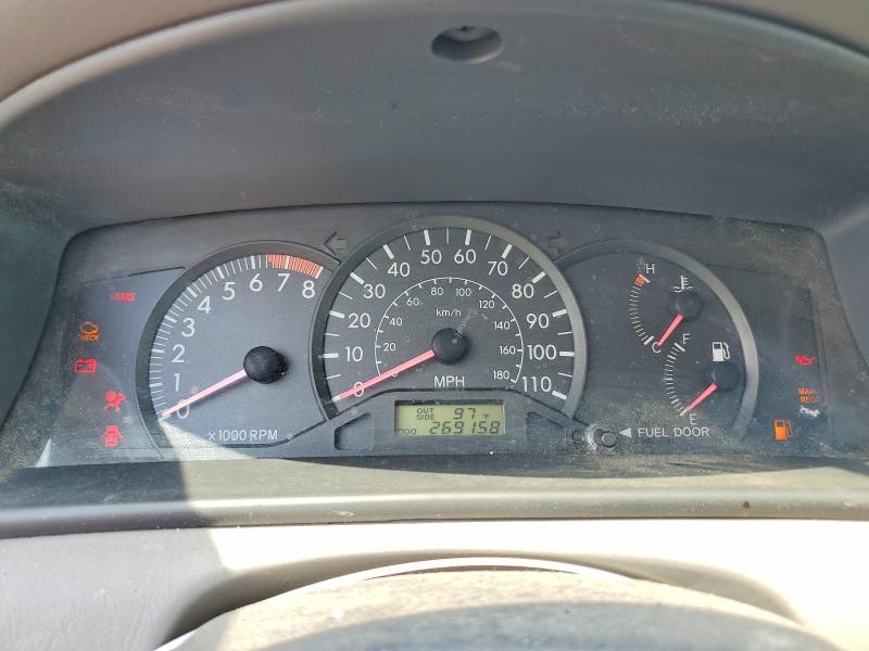Photo 9 from auction – 2005 TOYOTA COROLLA with VIN 1NXBR32EX5Z429036