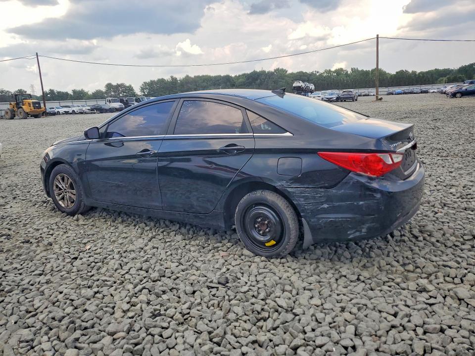Photo 2 from auction – 2013 HYUNDAI SONATA with VIN 5NPEB4AC3DH789933