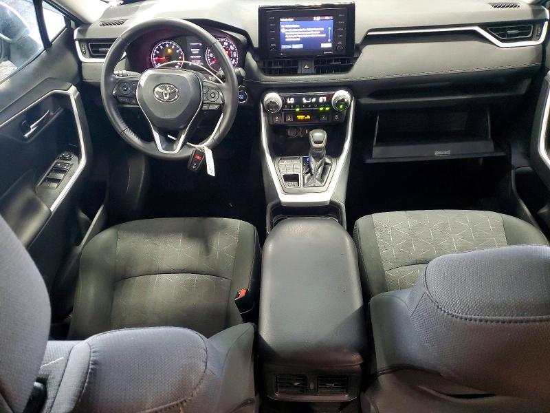 Photo 8 from auction – 2020 TOYOTA RAV4 with VIN 2T3P1RFV0LC127769