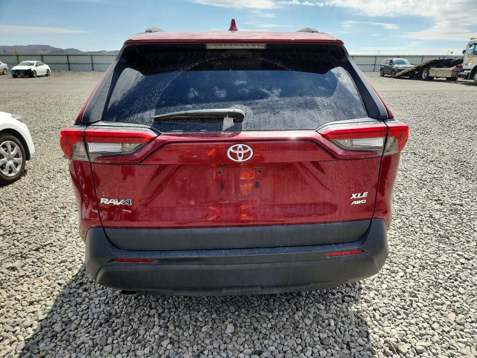 Photo 6 from auction – 2023 TOYOTA RAV4 with VIN 2T3P1RFV0PW390476