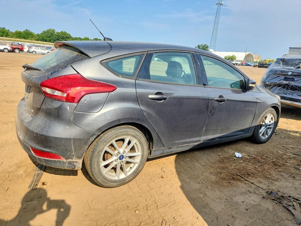 Photo 3 from auction – 2017 FORD FOCUS with VIN 1FADP3K24HL318510