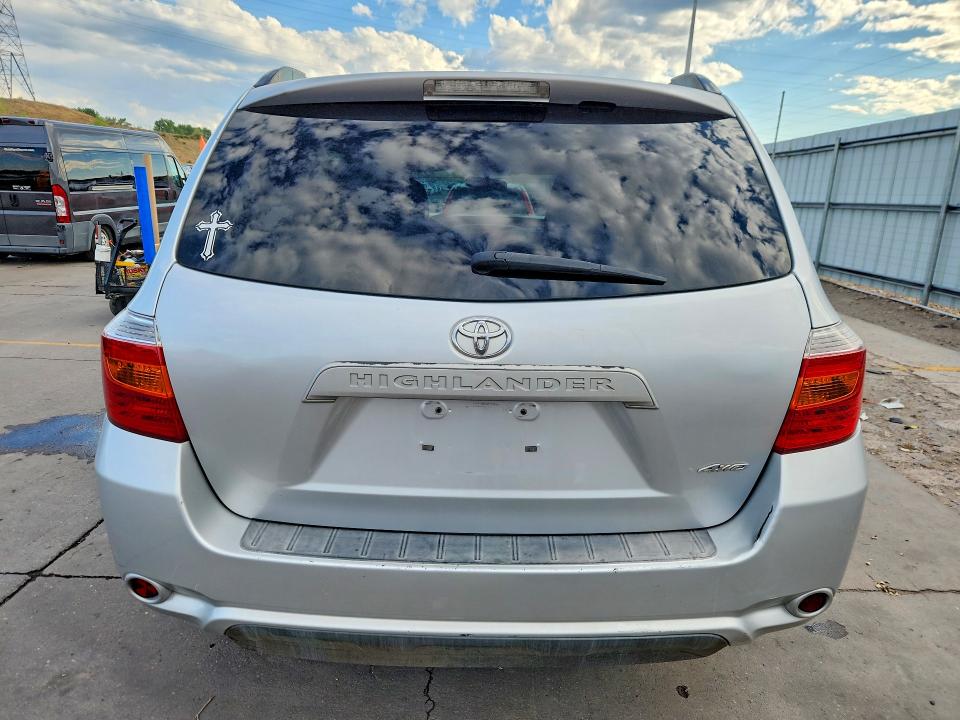 Photo 6 from auction – 2010 TOYOTA HIGHLANDER with VIN 5TDBK3EH6AS001137