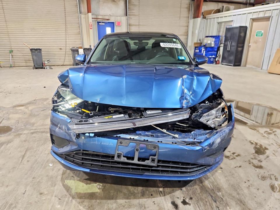 Photo 5 from auction – 2020 VOLKSWAGEN JETTA with VIN 3VWCB7BU8LM034458