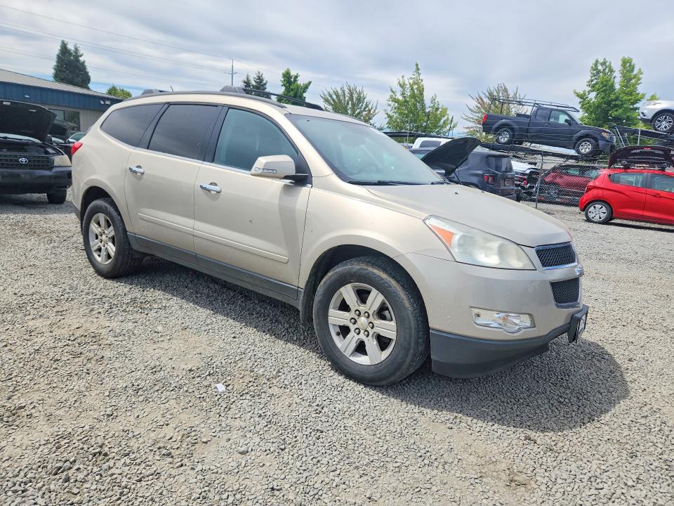 Photo 4 from auction – 2011 CHEVROLET TRAVERSE with VIN 1GNKVGED0BJ163797