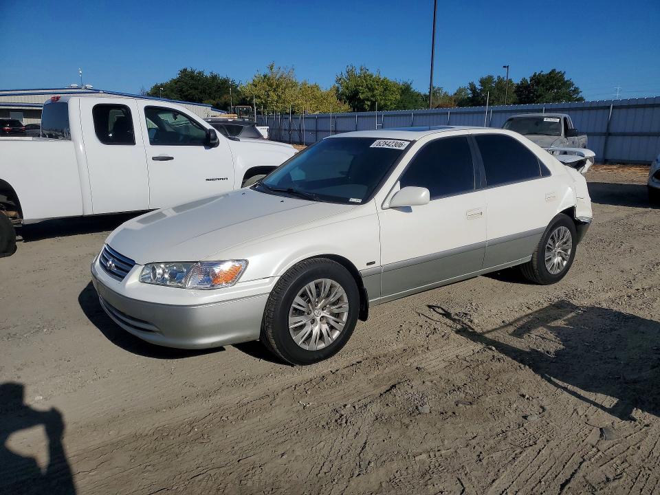 TOYOTA CAMRY 2001 with VIN JT2BF22K110301453 - Photo from auction