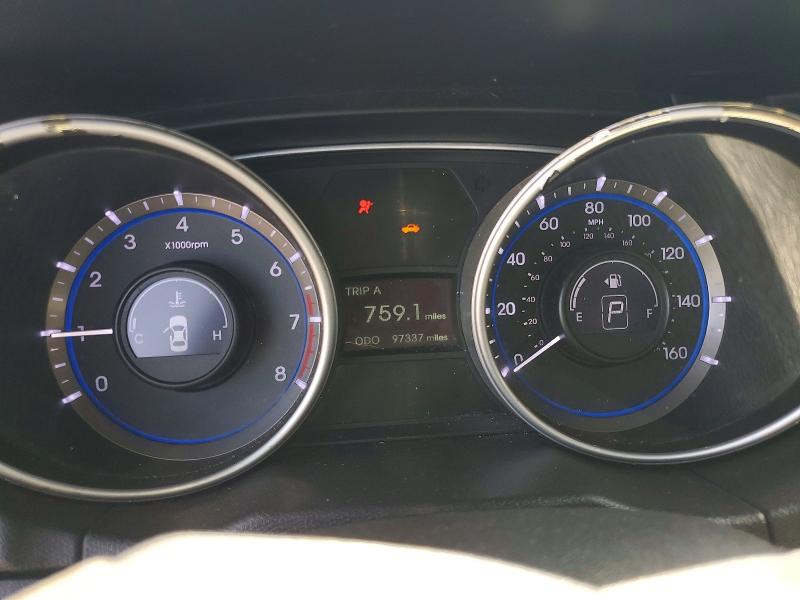 Photo 9 from auction – 2012 HYUNDAI SONATA with VIN 5NPEC4ACXCH490516