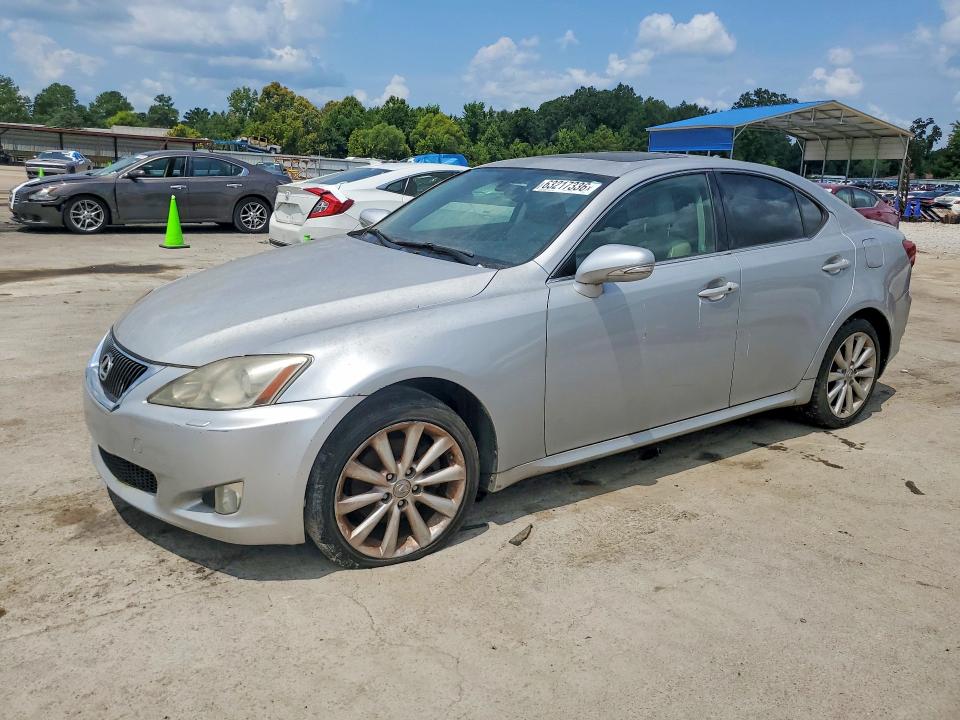 LEXUS IS 2009 with VIN JTHCK262695035717 - Photo from auction
