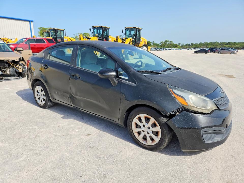 Photo 4 from auction – 2015 KIA RIO with VIN KNADM4A30F6487225