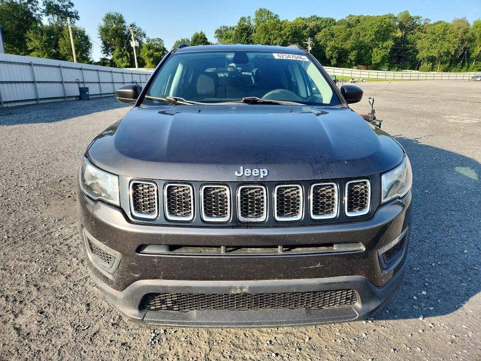 Photo 5 from auction – 2018 JEEP COMPASS with VIN 3C4NJDAB4JT290788