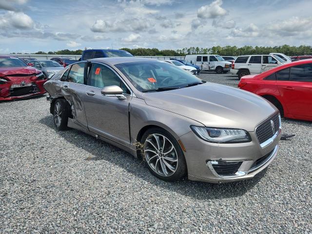 Photo 4 from auction – 2019 LINCOLN MKZ with VIN 3LN6L5C90KR607264