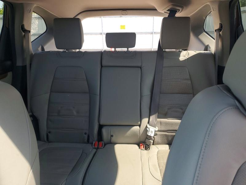 Фото 10 с аукциона – 2018 HONDA CR-V с VIN 7FARW2H85JE044997