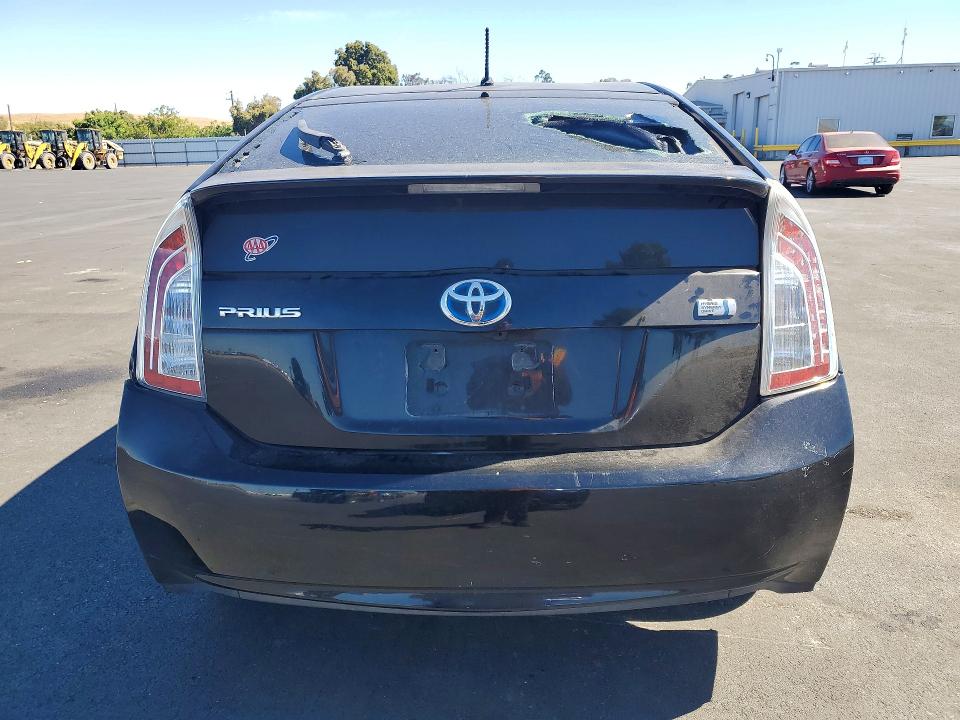 Photo 6 from auction – 2012 TOYOTA PRIUS with VIN JTDKN3DU7C5408947