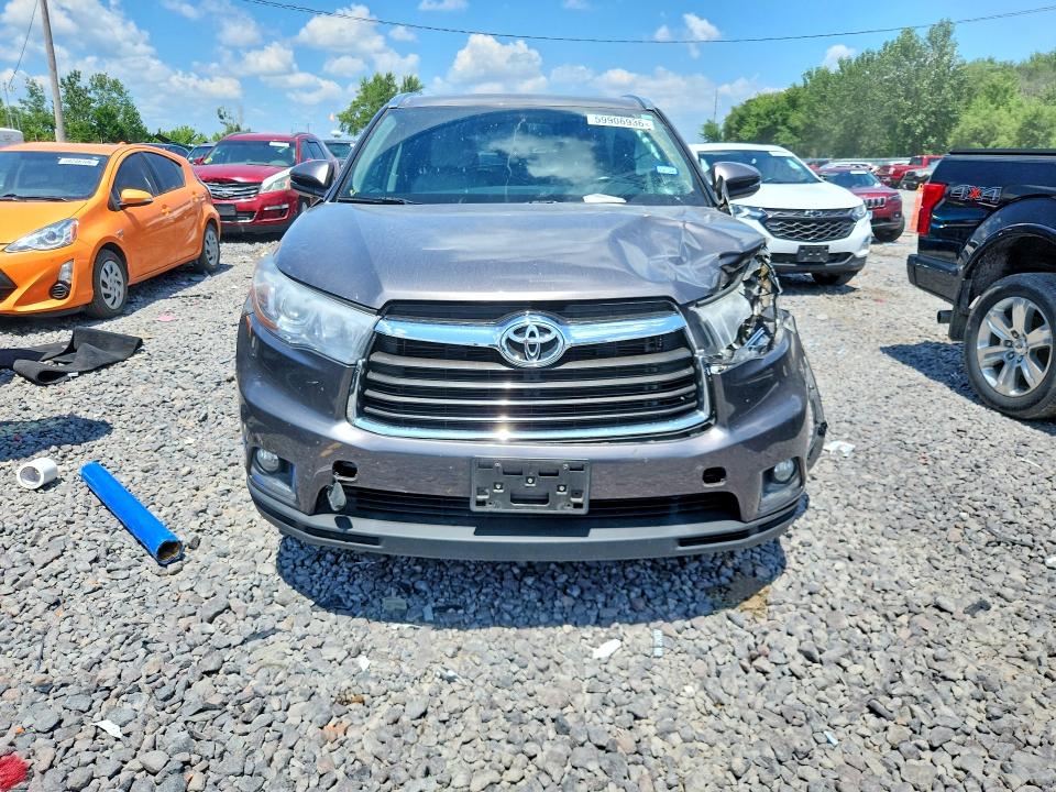 Photo 5 from auction – 2014 TOYOTA HIGHLANDER with VIN 5TDDKRFH8ES007425