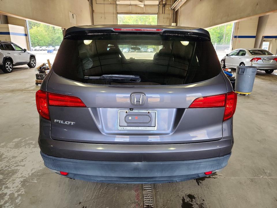 Photo 6 from auction – 2017 HONDA PILOT with VIN 5FNYF5H18HB040268
