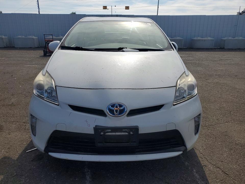 Photo 5 from auction – 2013 TOYOTA PRIUS with VIN JTDKN3DU4D5573386