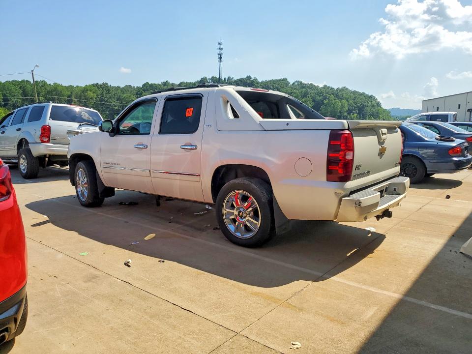 Photo 2 from auction – 2010 CHEVROLET AVALANCHE with VIN 3GNVKGE23AG208803