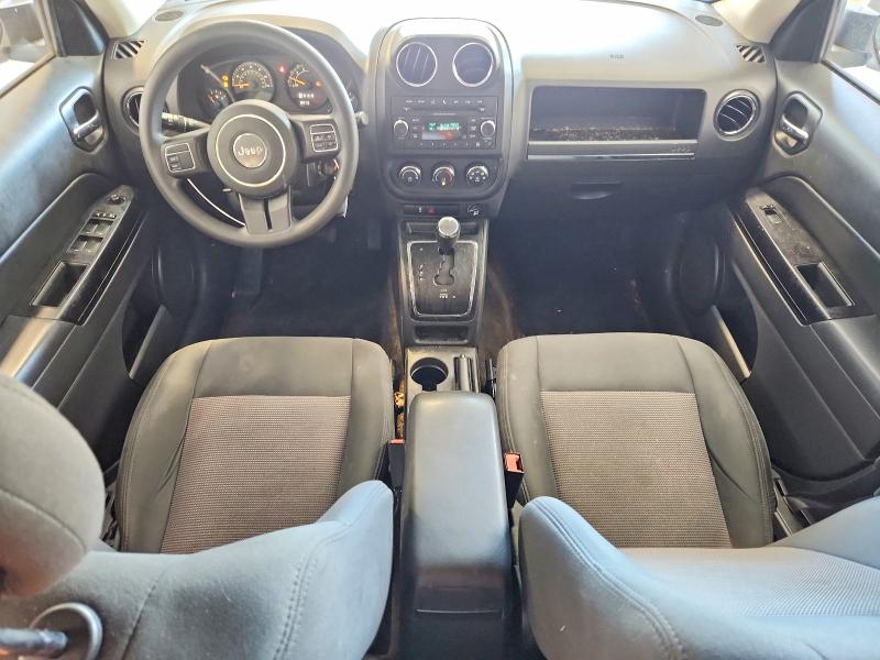 Photo 8 from auction – 2016 JEEP PATRIOT with VIN 1C4NJPBA2GD743506