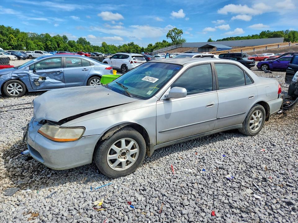 Photo 1 from auction – 2000 HONDA ACCORD with VIN 1HGCG5646YA144403