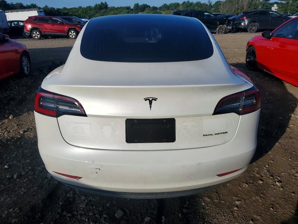 Photo 6 from auction – 2019 TESLA MODEL 3 with VIN 5YJ3E1EB6KF199574