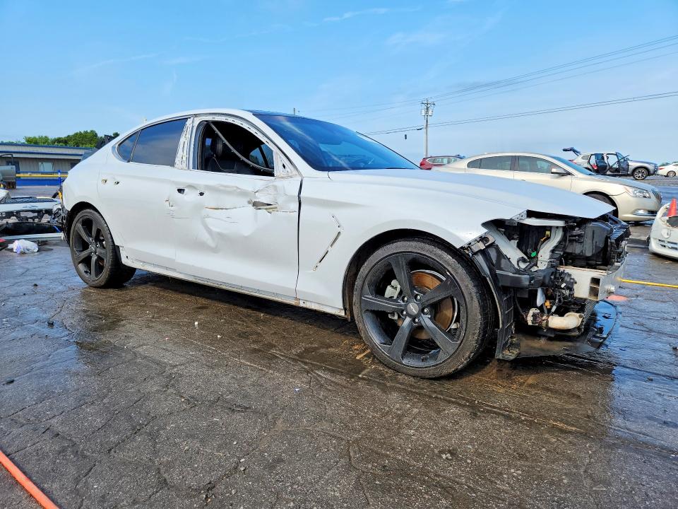 Photo 4 from auction – 2019 GENESIS G70 with VIN KMTG44LA6KU040160
