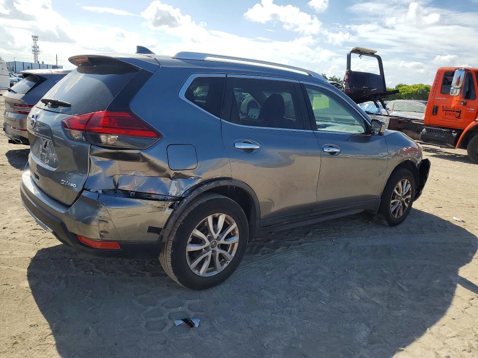 Photo 3 from auction – 2017 NISSAN ROGUE with VIN KNMAT2MV2HP557248