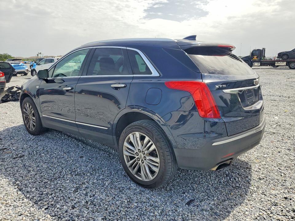 Photo 2 from auction – 2017 CADILLAC XT5 with VIN 1GYKNCRS1HZ131536