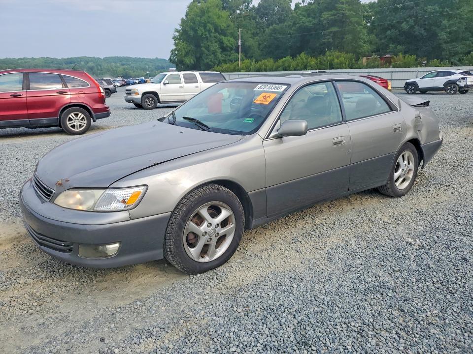 LEXUS ES 2001 with VIN JT8BF28G310335788 - Photo from auction