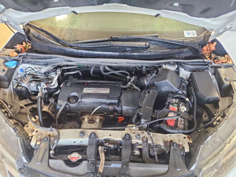 Снимка 12 от търг – 2015 HONDA CR-V с VIN 5J6RM4H71FL114367