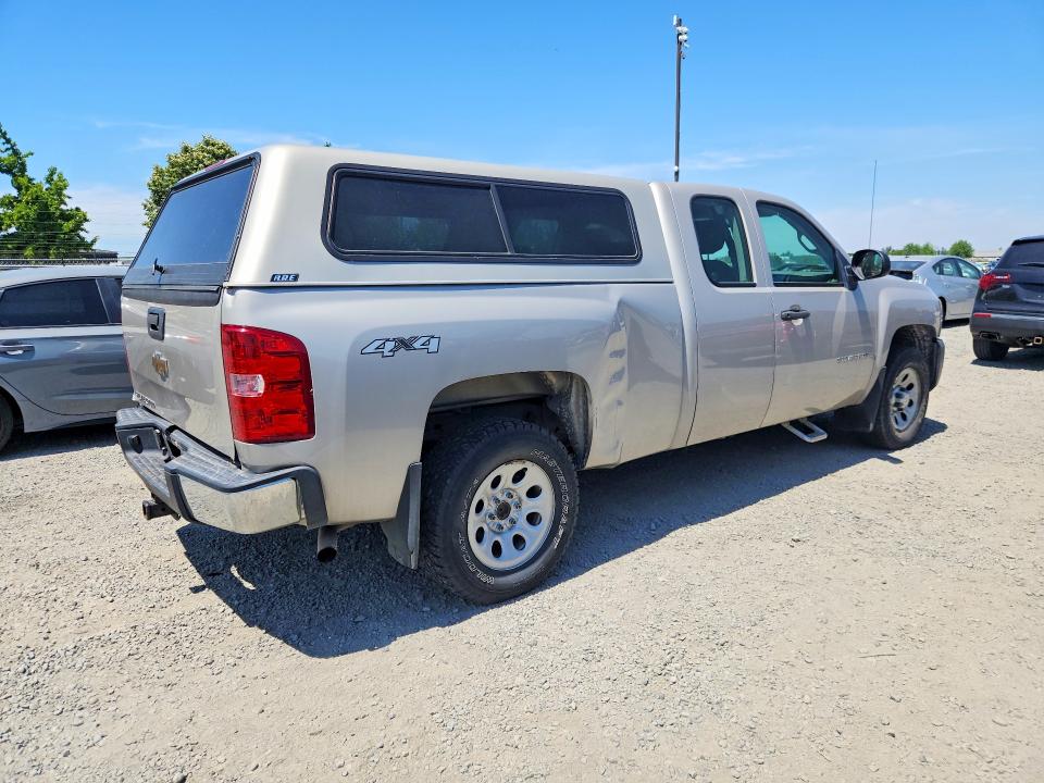 Photo 3 from auction – 2007 CHEVROLET SILVERADO with VIN 1GCEK19C37Z620253