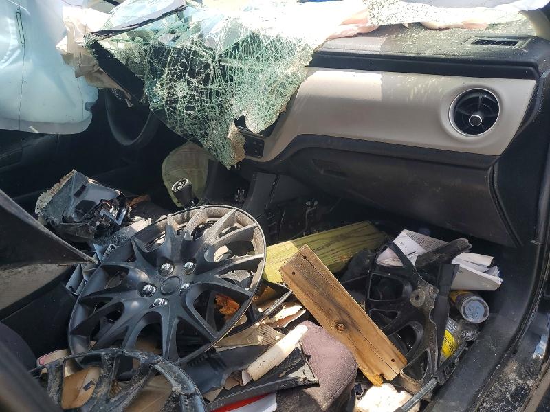 Photo 8 from auction – 2018 TOYOTA COROLLA with VIN 5YFBURHE5JP757565