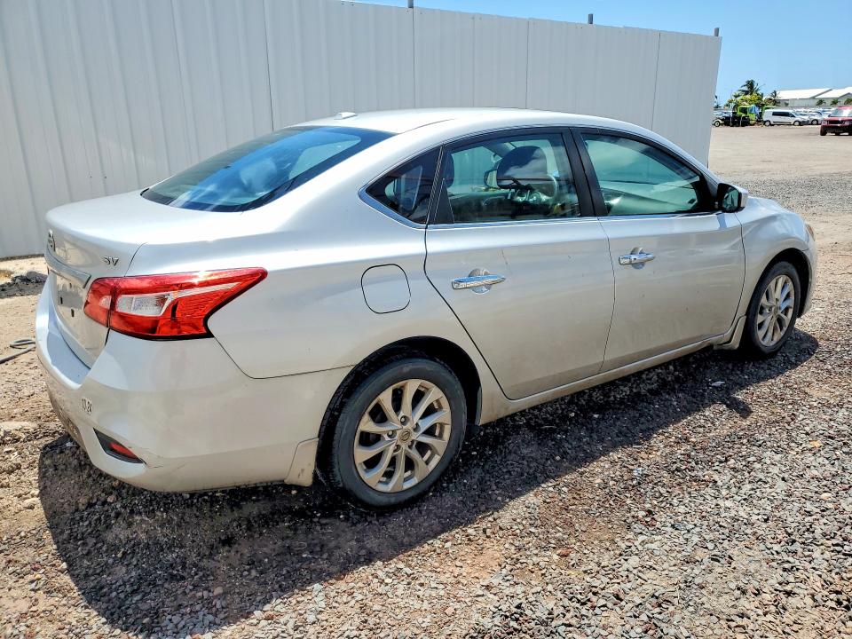 Снимка 3 от търг – 2017 NISSAN SENTRA с VIN 3N1AB7AP4HY399020