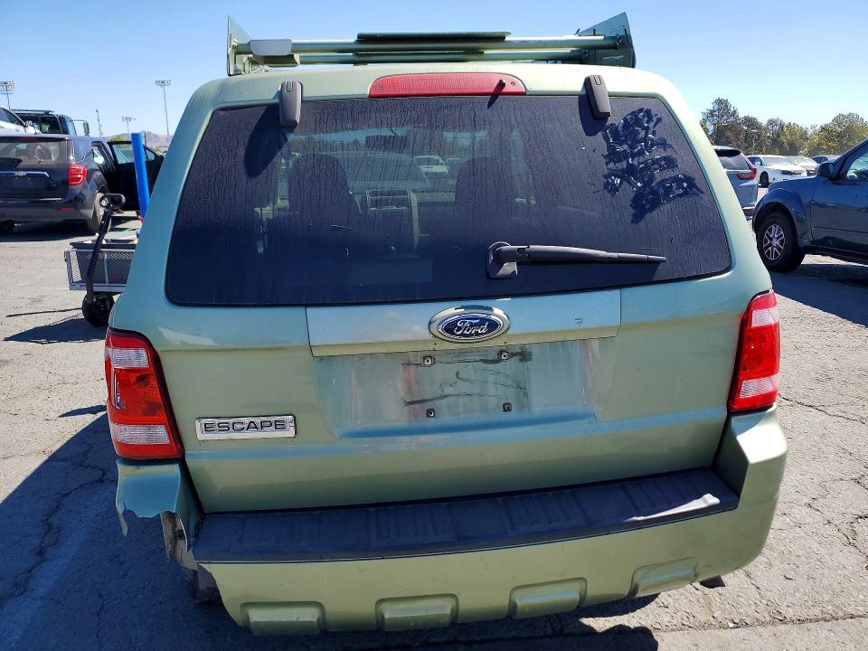 Photo 6 from auction – 2009 FORD ESCAPE with VIN 1FMCU49389KB25721