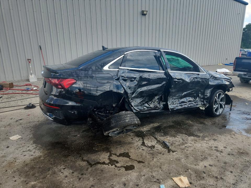 Photo 3 from auction – 2022 AUDI A3 with VIN WAUBUDGY4NA076870