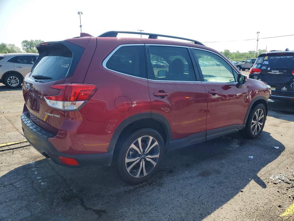 Photo 3 from auction – 2019 SUBARU FORESTER with VIN JF2SKAUC1KH423656