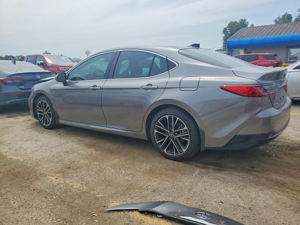 Zdjęcie 2 z aukcji – 2026 TOYOTA CAMRY z VIN 4T1DAACK1TU695535