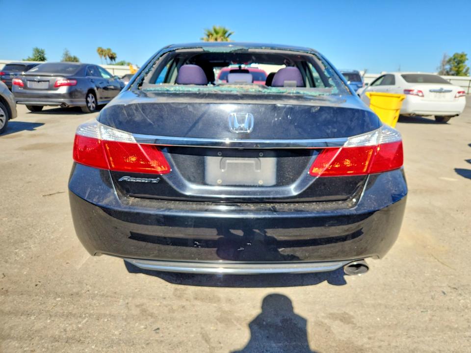 Photo 6 from auction – 2014 HONDA ACCORD with VIN 1HGCR2F38EA285694