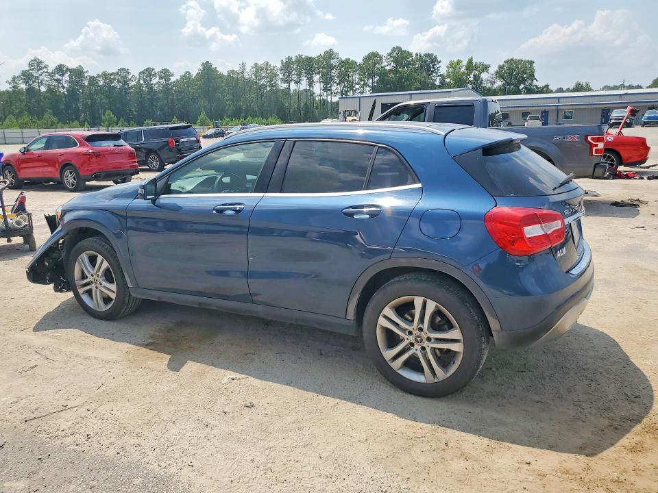 Photo 2 from auction – 2020 MERCEDES-BENZ GLA with VIN WDCTG4GB9LJ650154