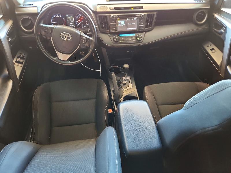 Photo 8 from auction – 2017 TOYOTA RAV4 with VIN JTMRFREV5HD214548