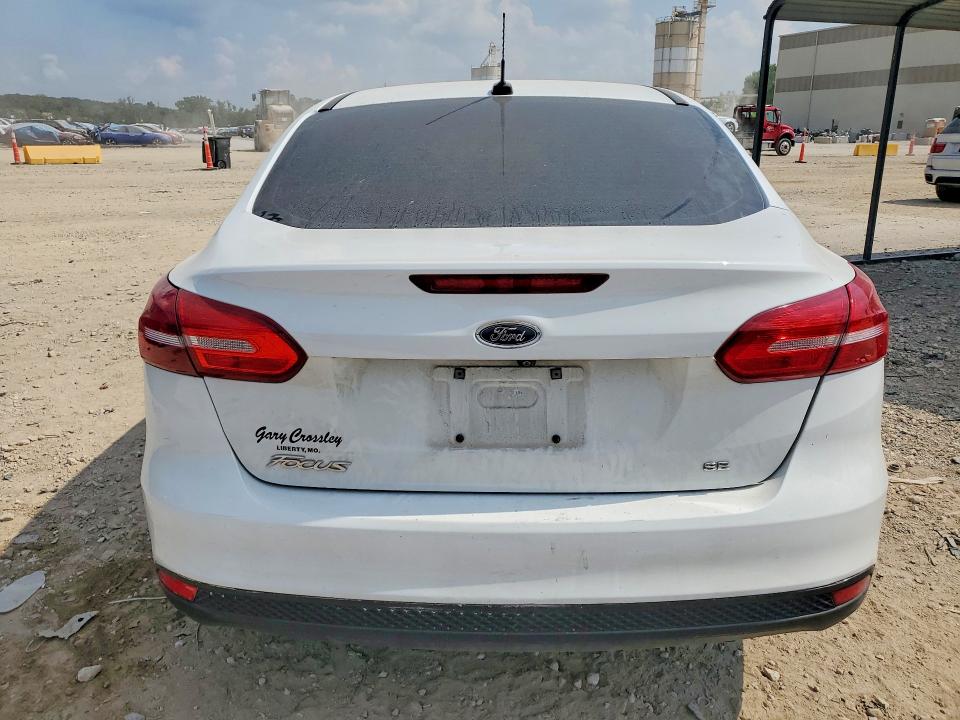 Photo 6 from auction – 2017 FORD FOCUS with VIN 1FADP3F27HL332895