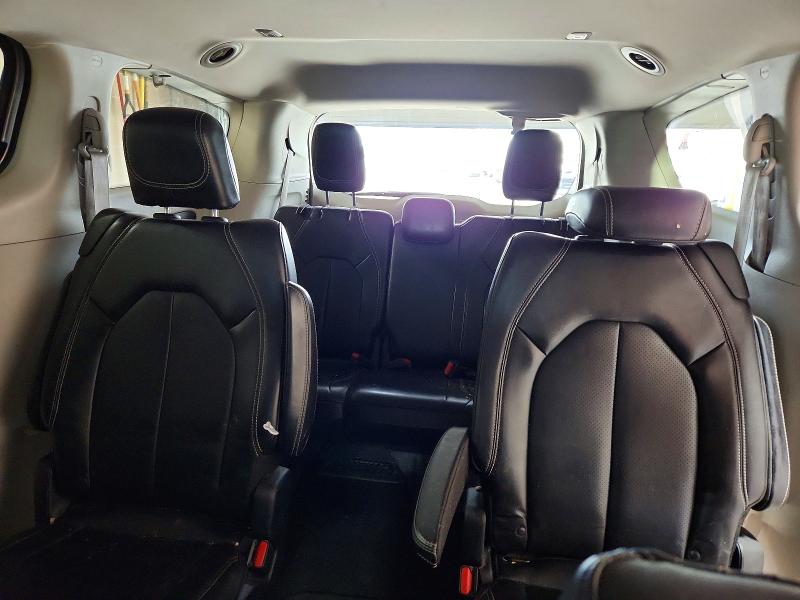 Photo 10 from auction – 2020 CHRYSLER VOYAGER with VIN 2C4RC1DGXLR286137