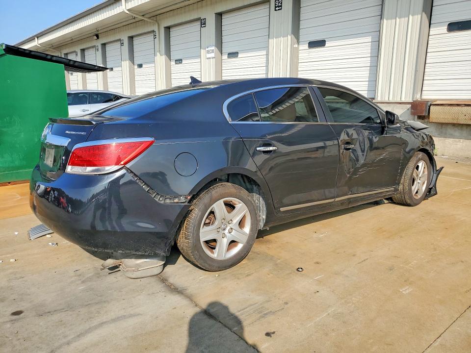 Photo 3 from auction – 2011 BUICK LACROSSE with VIN 1G4GA5EC1BF237040