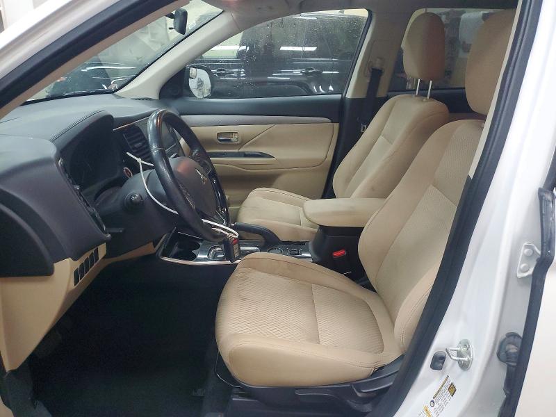 Photo 7 from auction – 2017 MITSUBISHI OUTLANDER with VIN JA4AD3A37HZ005491