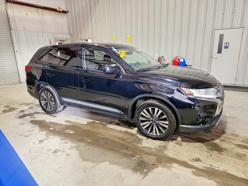 Photo 4 from auction – 2019 MITSUBISHI OUTLANDER with VIN JA4AZ3A3XKZ006028